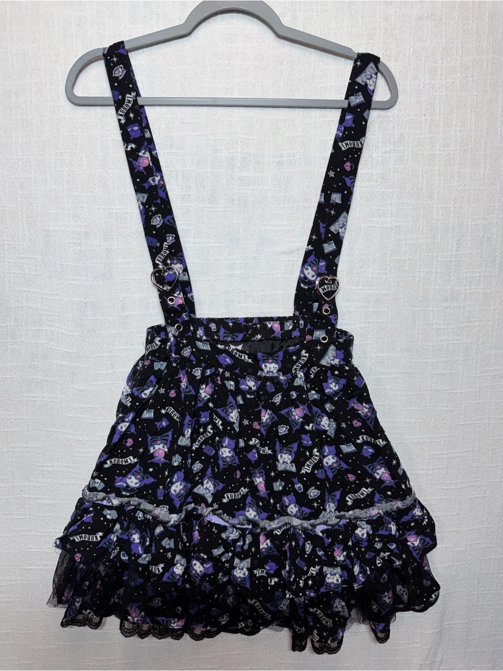 Hot topic womans Black & Purple karomi Suspender Skirt hello kitty print size SM